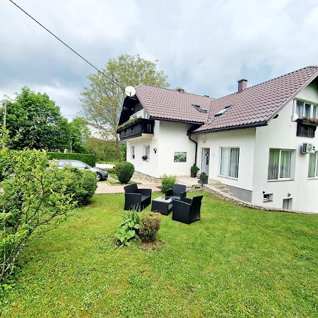 House Ana Bed & Breakfast Plitvicka Jezera Bagian luar foto