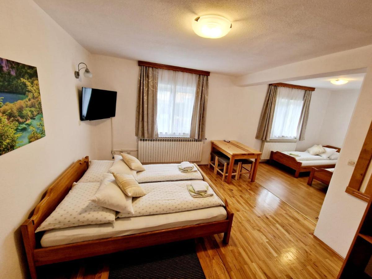 House Ana Bed & Breakfast Plitvicka Jezera Bagian luar foto